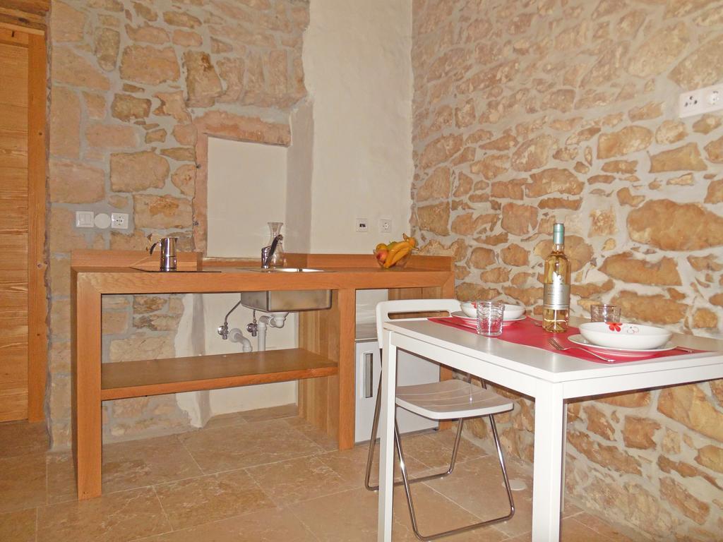 Stone House Apartments Brtonigla Exterior photo